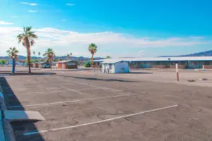 where to stay Lake Mead Arizona